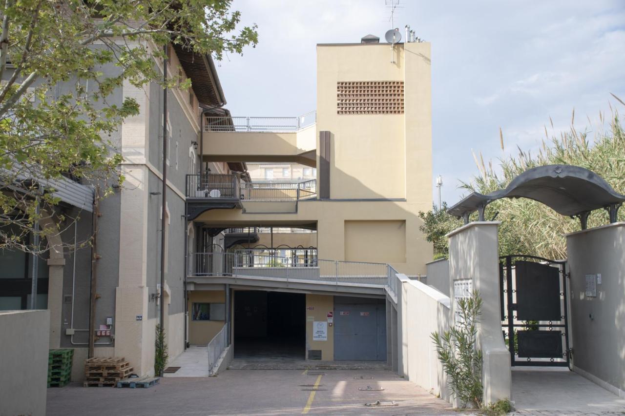 Casa Velia 78Mq A 30 Metri Dal Mare Di San Vincenzo Apartment Bagian luar foto
