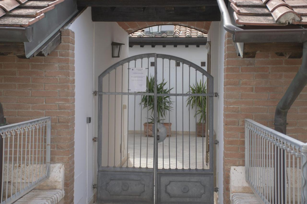 Casa Velia 78Mq A 30 Metri Dal Mare Di San Vincenzo Apartment Bagian luar foto